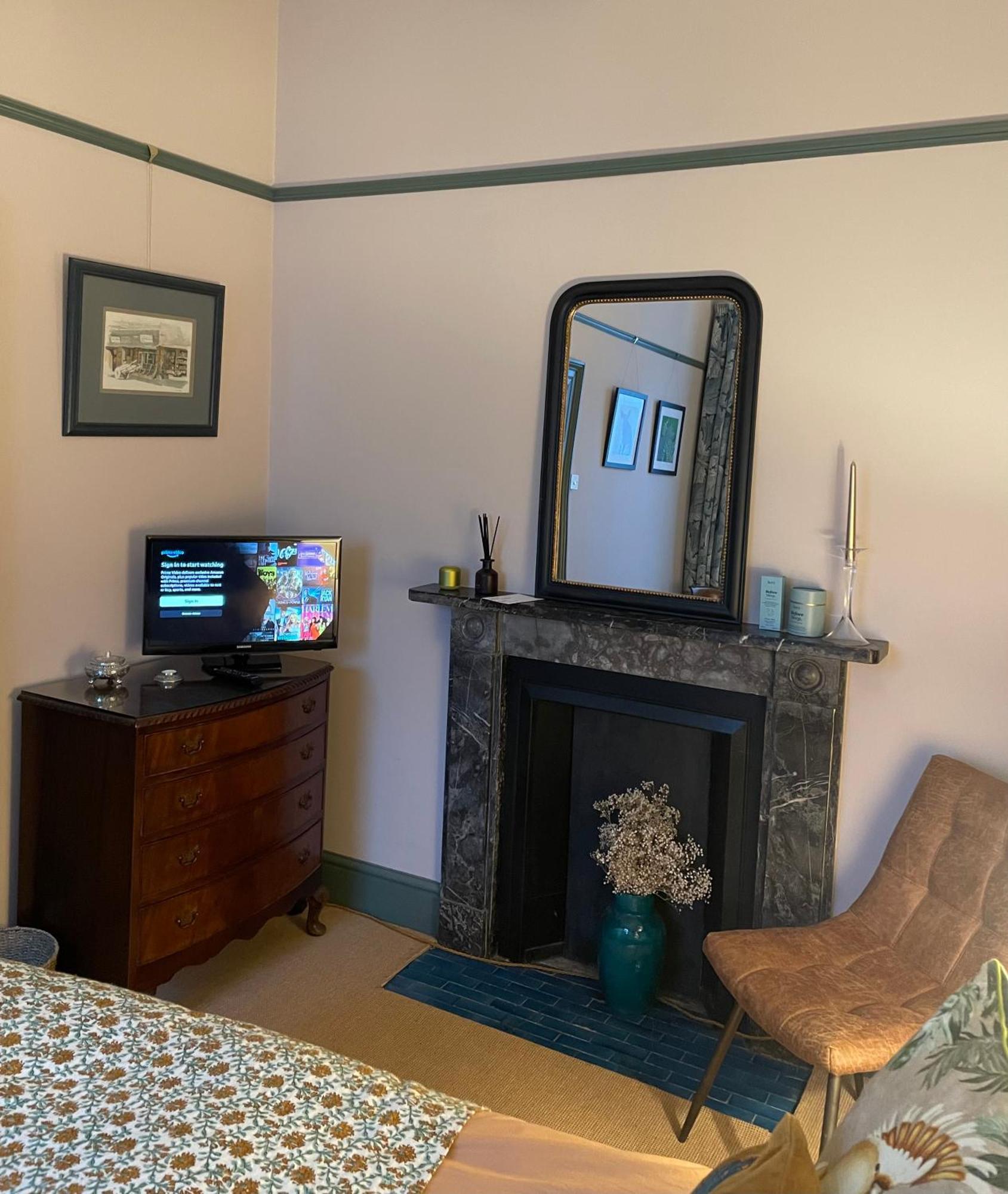 Luxury Flat In Totnes Apartment Exterior photo